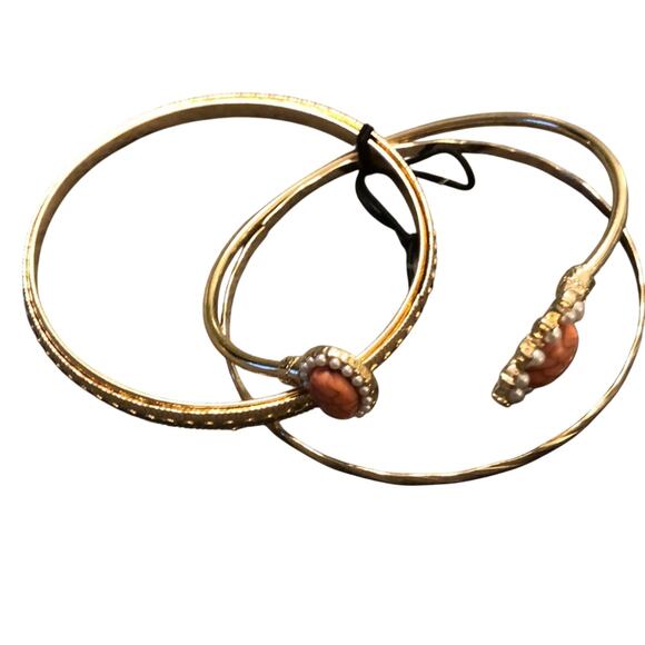 Set of 3 Gold tone Bracelets Bangles - Picture 1 of 6